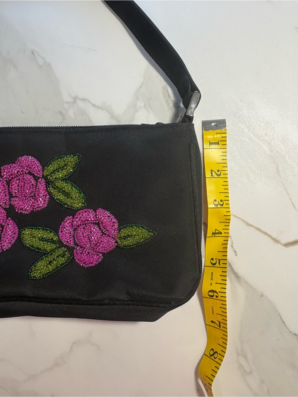 FAO Schwartz Barbie Glamour Collection Shoulder Bag and Matching Beaded Pouch - Picture 6 of 12